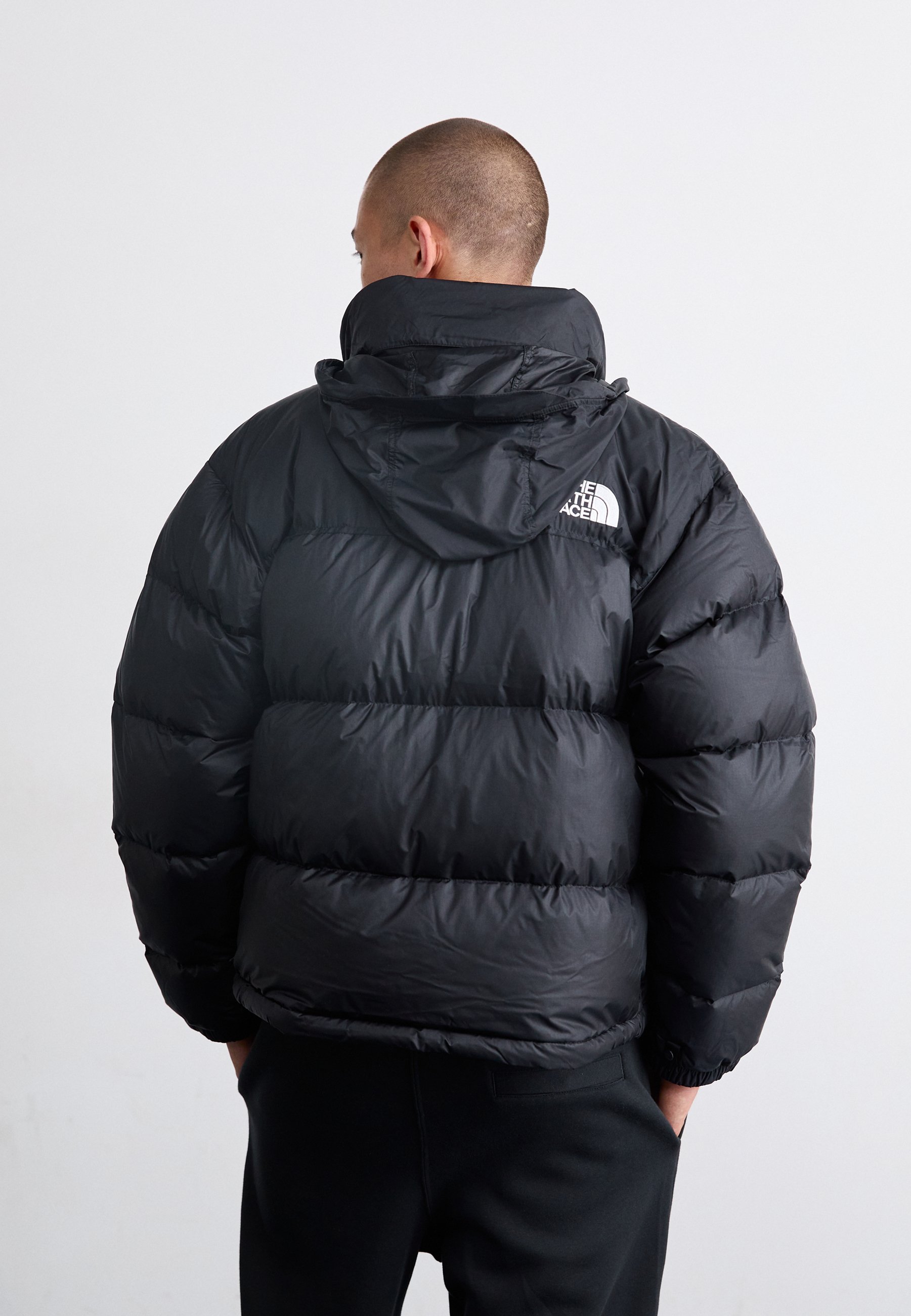 The North Face M 1996 RETRO NUPTSE JACKET - Pūkinė striukė - black