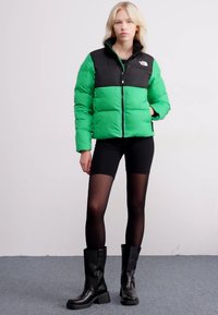 The North Face SAIKURU JACKET - Giacca invernale - optic emerald/black