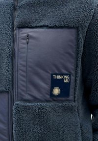 Thinking Mu MITCHEL - Fleecejas - blue