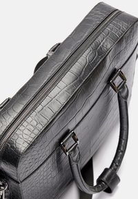 Zign LEATHER UNISEX - Dataveske - black