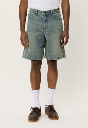 RYDER - Jeansshorts - green wash