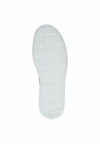 Witte rubberen zool van schoen met gestructureerde groeven en patroon voor grip. Gebogen vorm die naar de hiel toe smaller wordt, minimalistisch ontwerp.