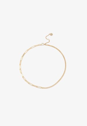 Goldkette mit halb ovalen, länglichen Gliedern und einer halben feinen Schlangenkette, ausgestattet mit einem Federringverschluss und einem kleinen runden Tag an einer Verlängerungskette.