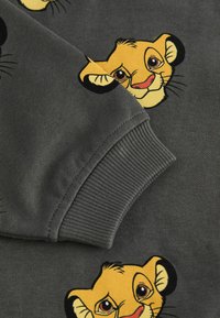 Next LION KING SET szary