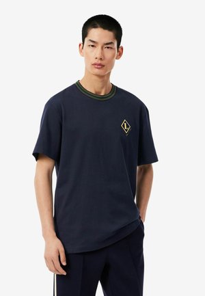 Lacoste, LACOSTE - - T-shirt print - bleu marine-mxq