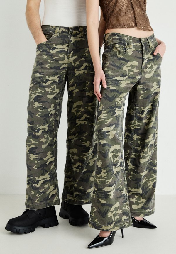 COLOSSUS BAGGY UNISEX - Baggy Jeans