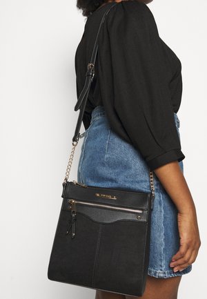 River Island, Bandolera - black
