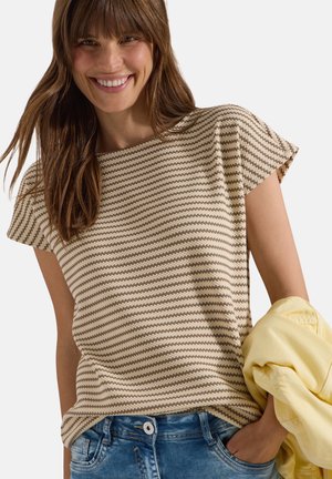 Cecil, T-SHIRT WITH BOAT NECK AND TEXTURE - T-shirt imprimé - cashmere beige