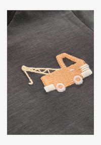 Geselecteerd, charcoal digger