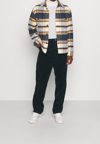 Selected Homme Tunn jacka - brown