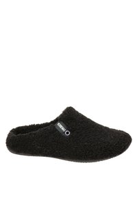 Zwarte slipper van zacht, textuurstof met een ronde neus en zonder achterkant, met een merklabel aan de zijkant en een platte zool.
