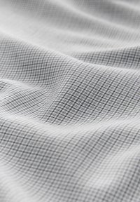 Unselected, light grey