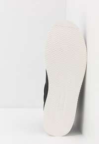 Timberland Stivaletti stringati - mottled black