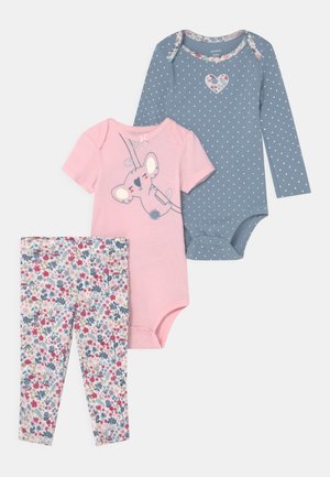 KOALA SET - T-shirt print - light pink/light blue