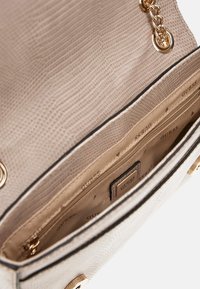 Guess ARLENA  - Borsa a tracolla - creme