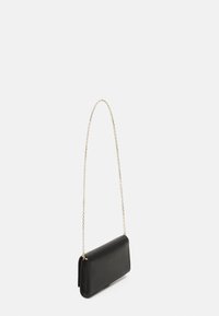 BOSS ARIELL - Delninukė - black