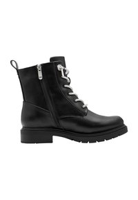 Bottes chevilles en cuir noir avec une semelle épaisse, dotées de zips sur les côtés, de lacets argentés et d'une sangle à l'arrière pour un enfilage facile.