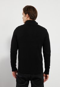Pier One Trui - black
