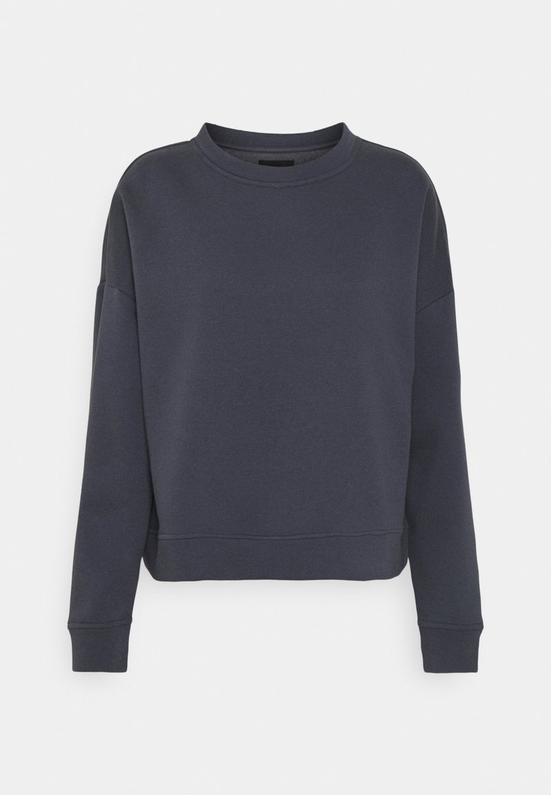 Sweat-shirt gris foncé à manches longues avec col rond, poignets et ourlet côtelés, style simple et décontracté sur fond uni.