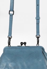 Aunts & Uncles MRS CAKE POP - Umhängetasche - coronet blue