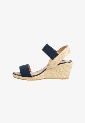 Navy Wedge-Sandalen mit textilem Obermaterial, zwei breiten Riemen und einem mit Jute umwickelten Absatz; offene Zehen und glattes Innensohlen-Design.