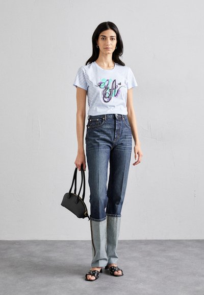 Emporio Armani T-shirts med print - chambray