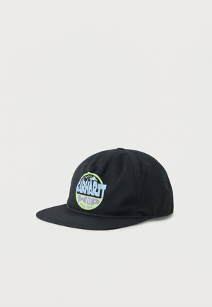 Czarna czapka z daszkiem Carhartt z płaskim daszkiem, z kolorowym okrągłym logo i napisem „Since 1989” na przednim panelu.
