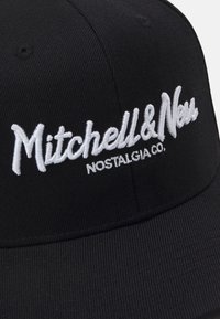 Mitchell & Ness BRANDED PINSCRIPT - Cap - black