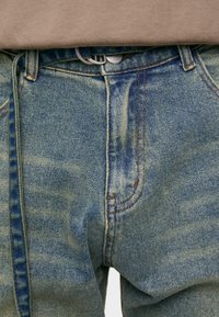 Don't Waste Culture ZIGA UNISEX - Calças de ganga folgadas - ocean sand