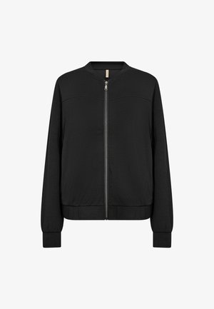 Must musta pikkade varrukatega tõmbluku ja bomber stiilis jakk, ribatud mansettide, helkuri ja kaelusega, esitatud valgel taustal.