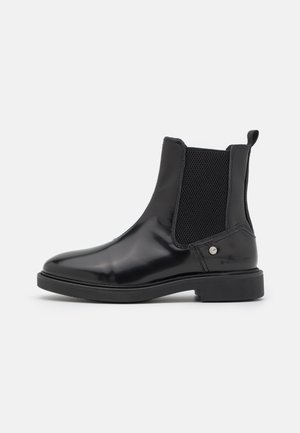 VACUM CHS BXL W - Classic ankle boots - black