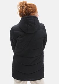 Vans Abrigo de invierno - black