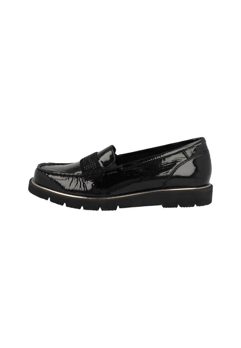 Zwarte gepatineerde leren loafers met een gestikte band aan de voorkant, lage rubberen zool en subtiele metalen afwerking langs de rand.