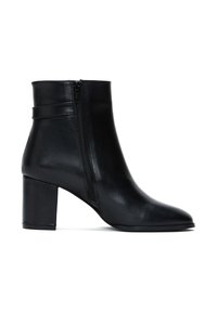 Bottines noires en cuir lisse, avec un bout arrondi, un talon bloc de hauteur intermédiaire et un détail de fermeture éclair sur le côté.