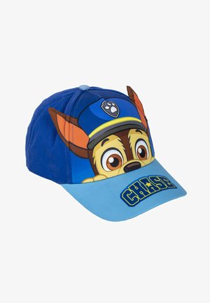 Blaues Cap mit einem Cartoon-Hundebildschirm, der große Ohren, eine große Nase und ausdrucksvolle Augen hat. Blauer Schirm mit "CHASE" in fetter gelber Schrift.