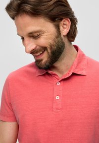 s.Oliver MIT LABEL - Polotričko - koralle