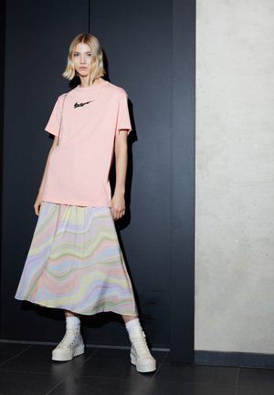 TEE V DAY - T-shirt con stampa - bleached coral
