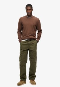 Superdry & Co CLASSIC ESSENTIAL - Sudadera - rain drum brown