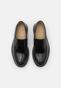 Selected Femme CAMILLE POLIDO LOAFER - Slipper - black