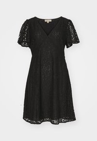 Vestido de encaje negro con mangas abullonadas cortas, escote en V y forma acampanada. Presenta un intrincado patrón de encaje y un dobladillo con forma de concha.