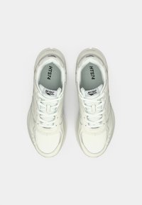 HI-TEC HTS74 SHADOW UNISEX biały