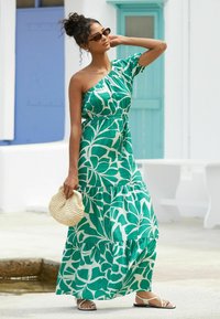 Friends Like These ONE SHOULDER- REGULAR FIT - Maxi ruha - green floral