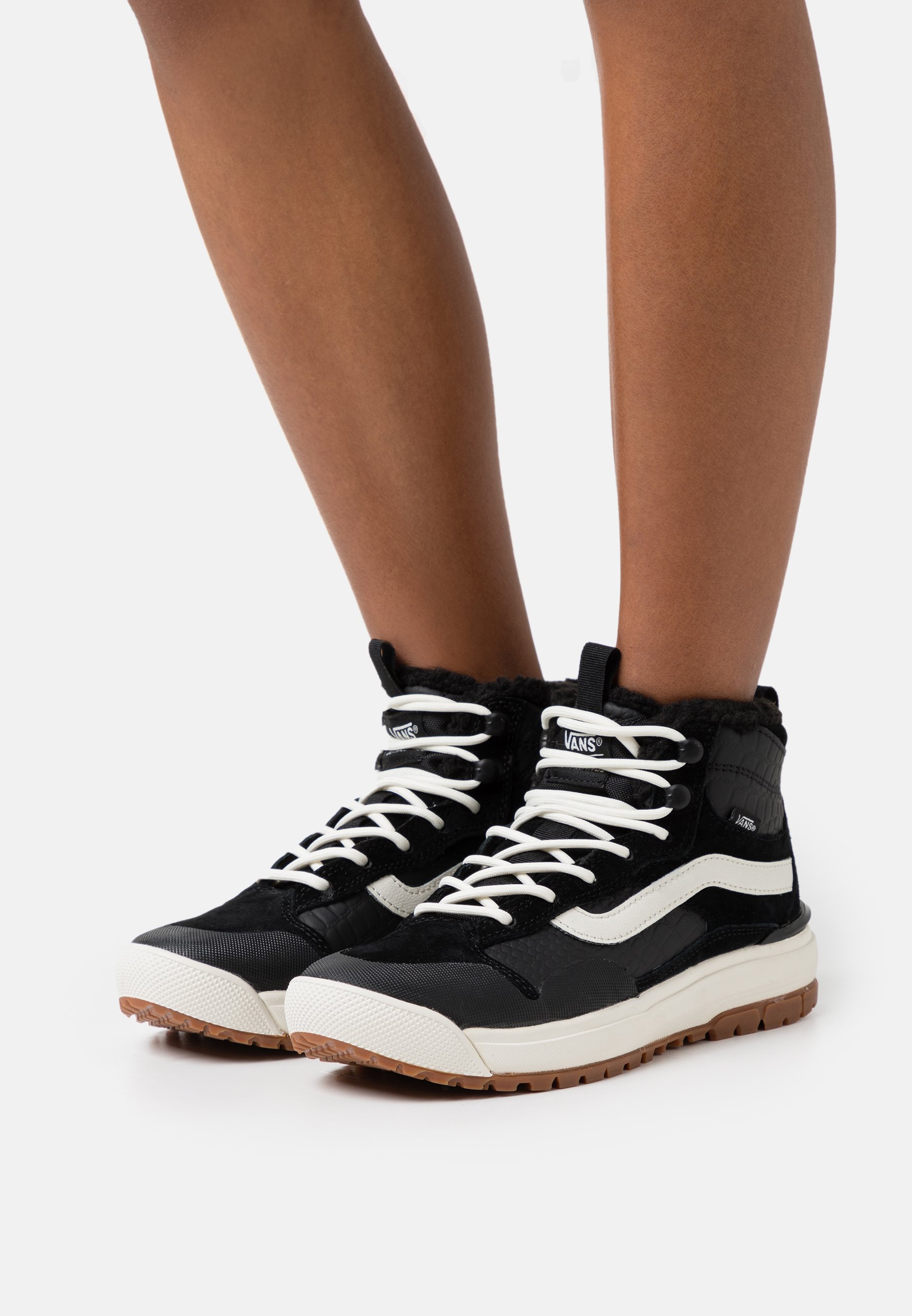vans ultra range high top