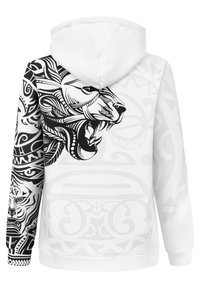 Hvid hættejakke med sort løvegrafik, der har tribal mønstre på den ene ærme og ryggen, kontrasterende teksturer og detaljeret kunstnerisk design.