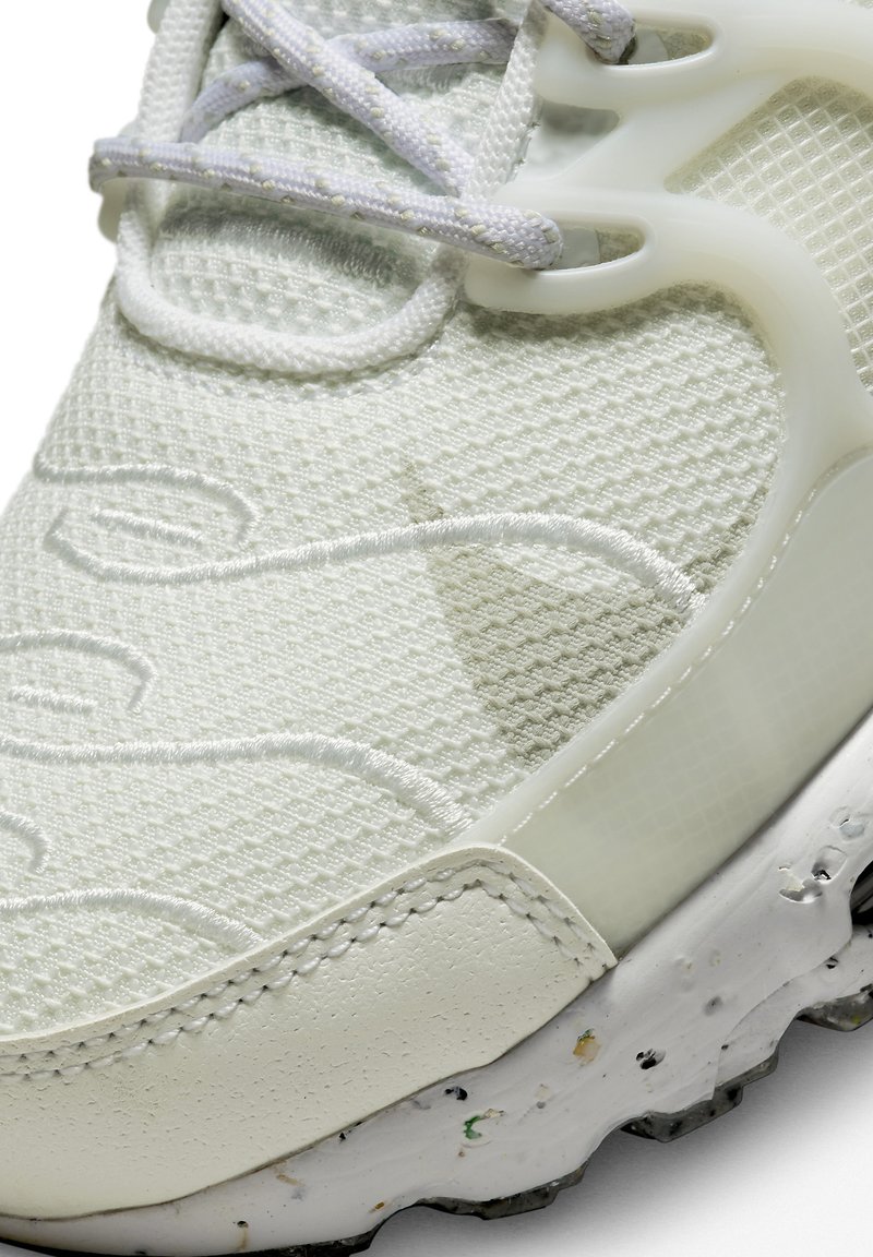 nike air max terrascape plus white blue