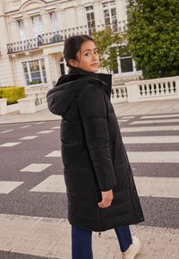 Lipsy REGULAR FIT - SHOWER RESISTANT SOFT EFFECT MIDWEIGHT PADDED - Manteau d'hiver - black