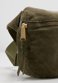Herschel Sac banane - green