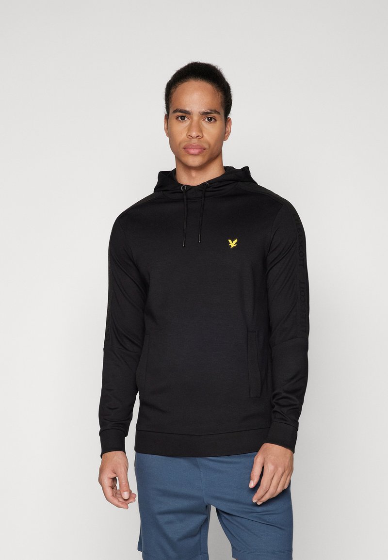 Sweat-shirt Lyle & Scott en Noir | ABOUT YOU