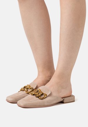 Alma en Pena, Mules - beige