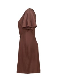 Robe t-shirt marron à manches courtes, dotée d'une taille cintrée et de détails de boutons sur le côté, confectionnée dans un tissu doux et léger.